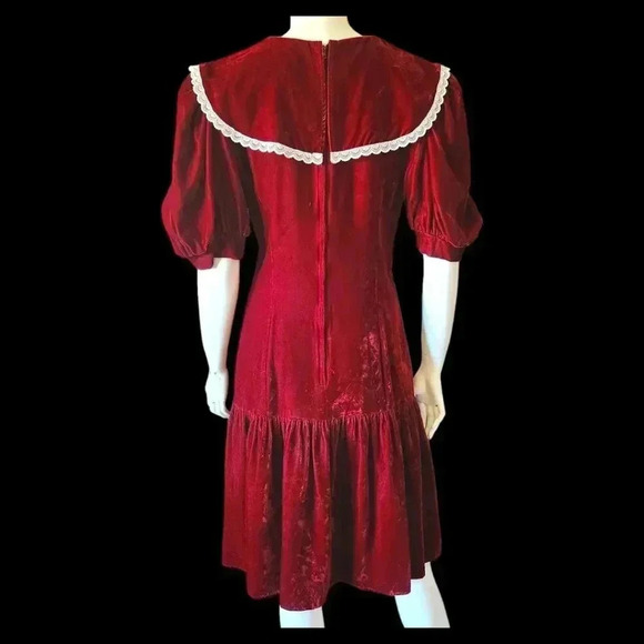 VINTAGE 80s Gunne Sax Red Velvet & Lace Midi Party Dress M - Picture 10 of 15